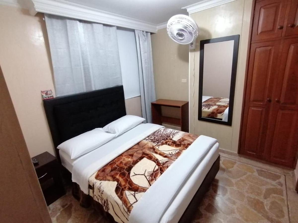 Hotel Golden Suite Pereira Bagian luar foto